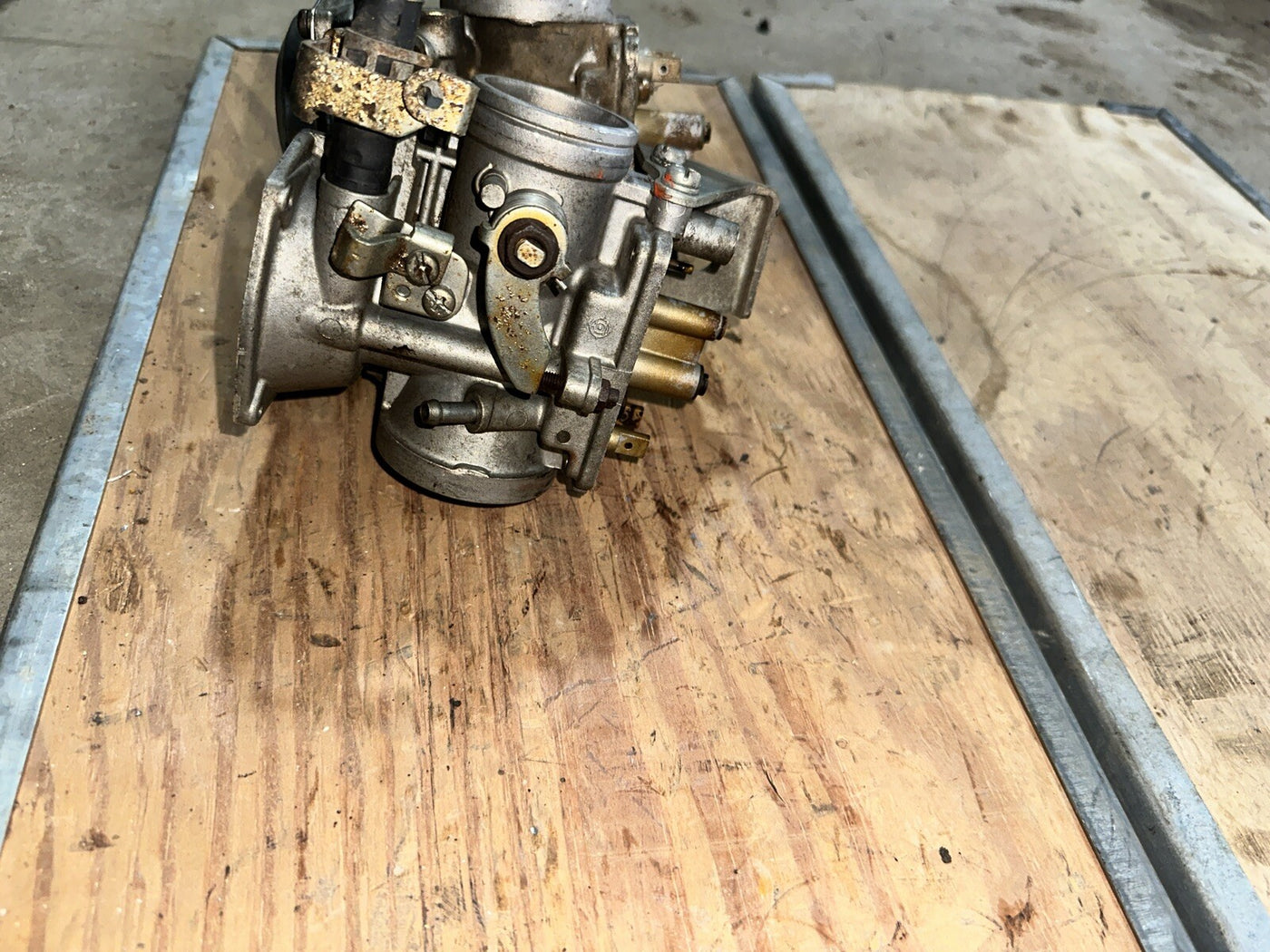1981 81 81-83 Yamaha XV750 XV 750 Virago Carburetors Carbs Pair Assembly