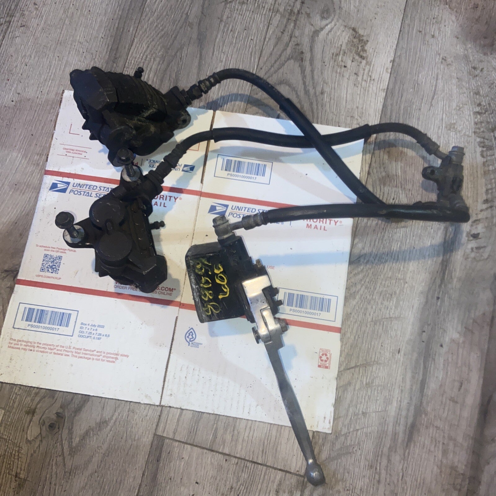 Brake Caliper Front Master Cylinder Suzuki GSX600F Katana 600 88-96
