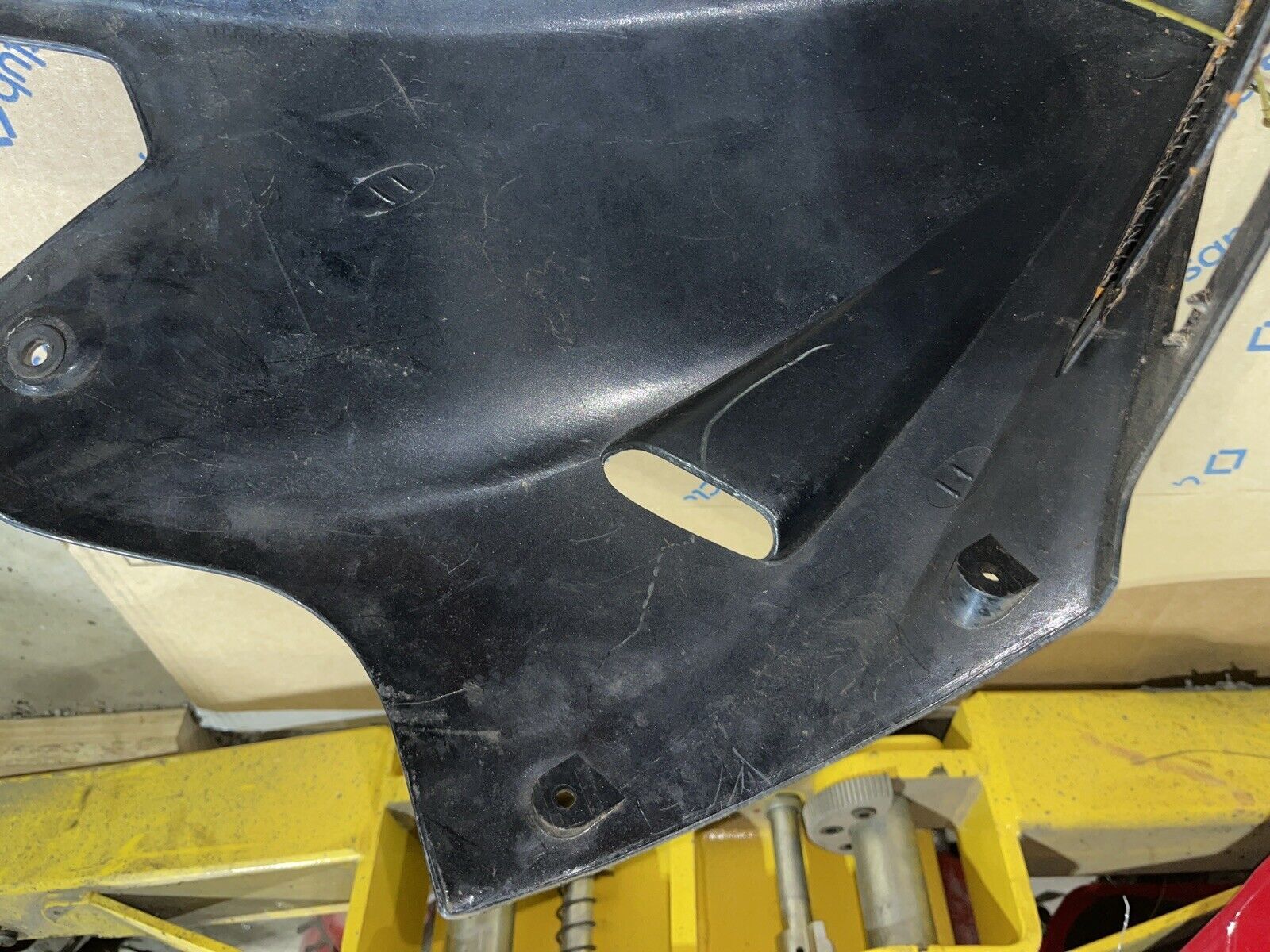 1986 KAWASAKI GPX 750-R UNDER BELLY LOWER FAIRING COWLING BLACK 55028-1130