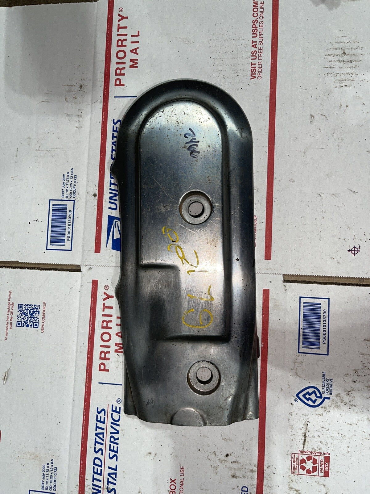 87 HONDA GOLDWING GL1200 85 GL1200I RIGHT FRONT ENGINE MOTOR COVER