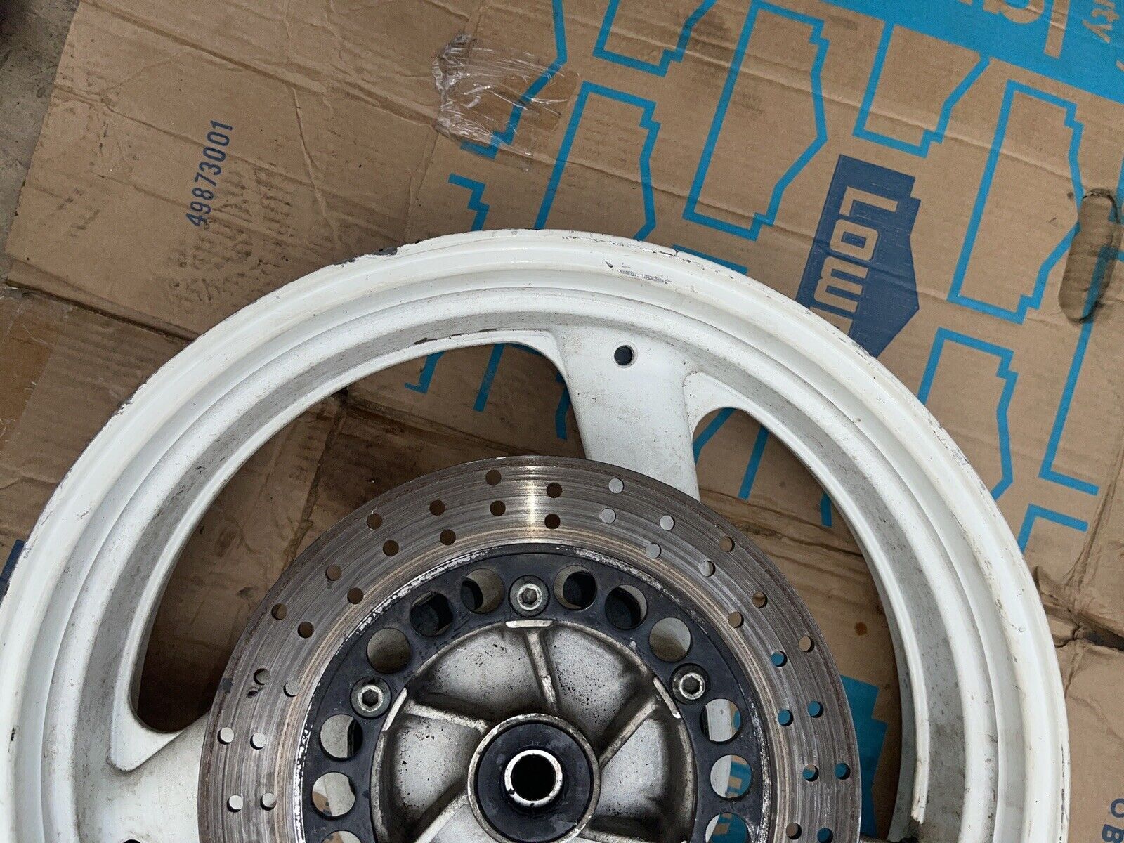 88 Yamaha fzr 1000 rear wheel Rim