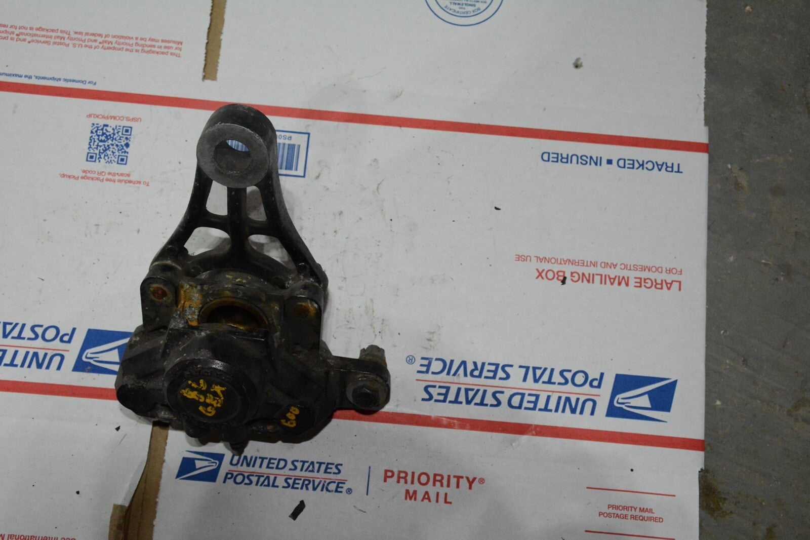 96 Suzuki GSXF GSX-F Katana 600 Rear Brake Caliper