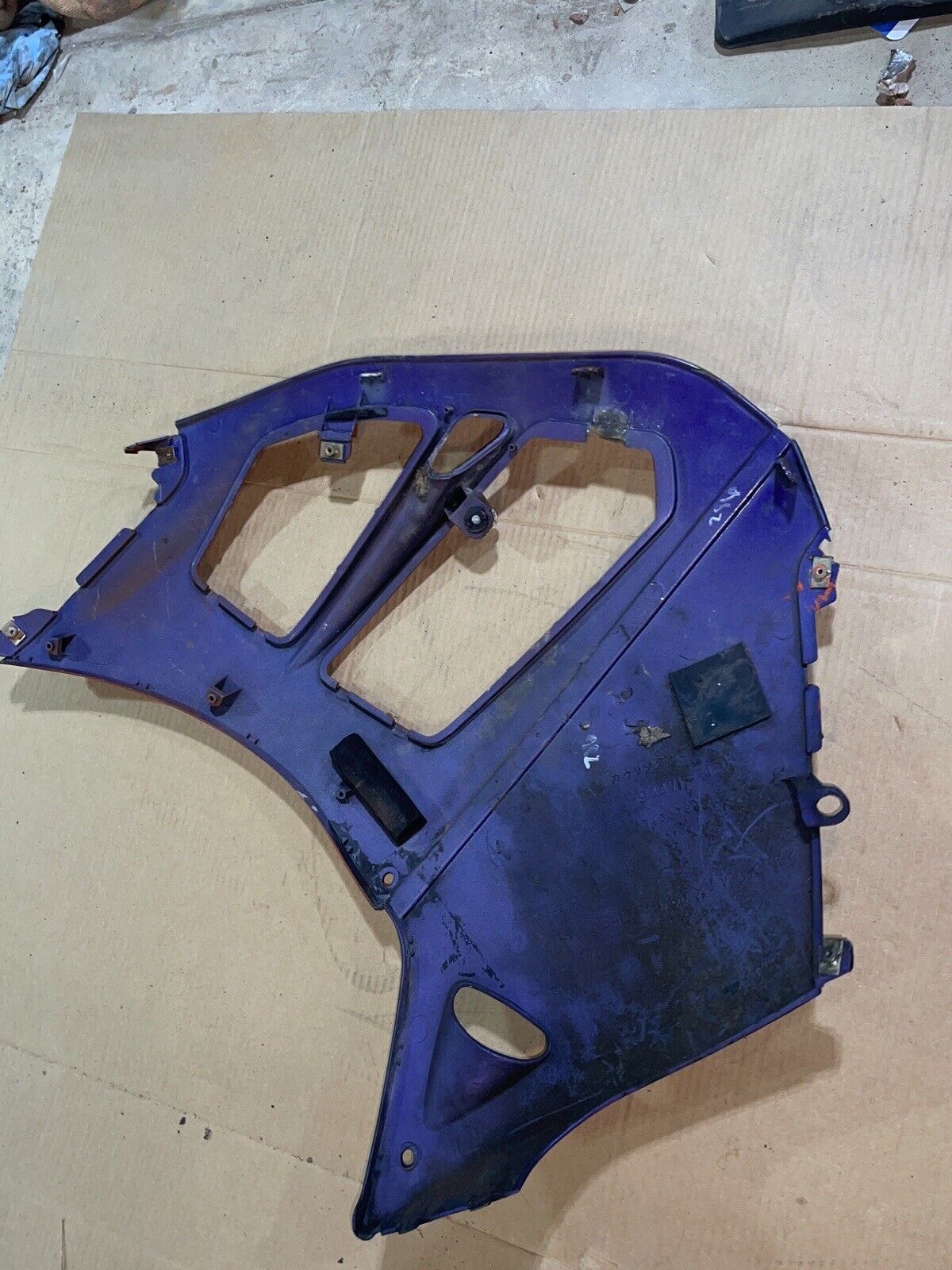 96 Suzuki RF 600 RF600 right side cover cowl fairing panel