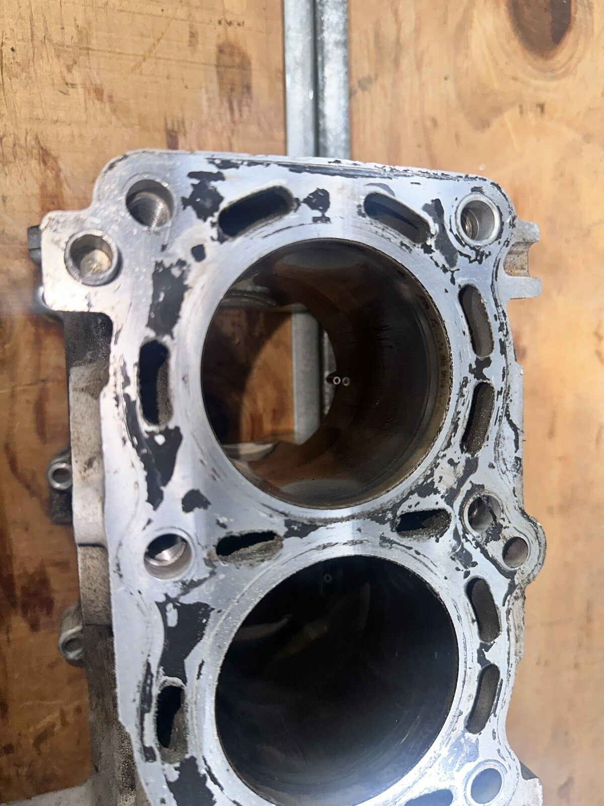 01 SUZUKI GSX-R 600 CYLINDER JUGS WALL CASING BLOCK MOTOR ENGINE GSXR GSX R
