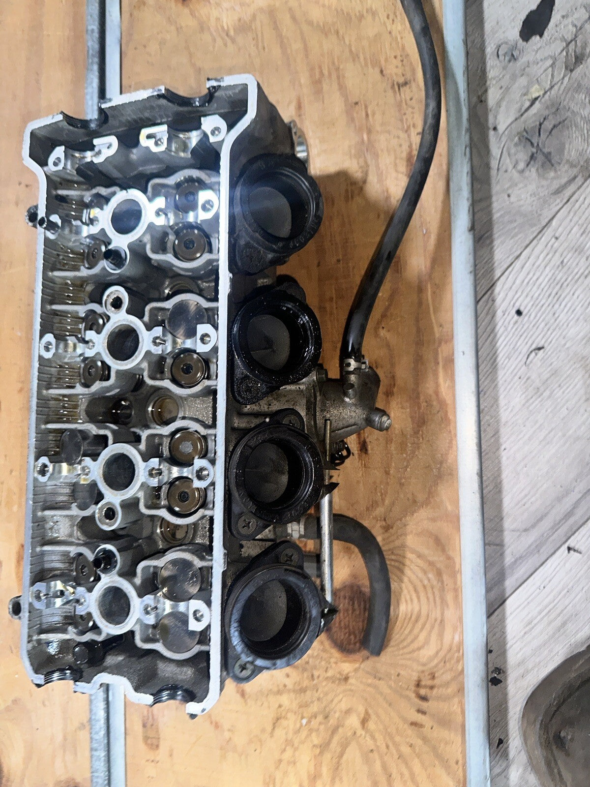 01-03 Suzuki GSXR 600 Engine Motor Cylinder Head Parts Only