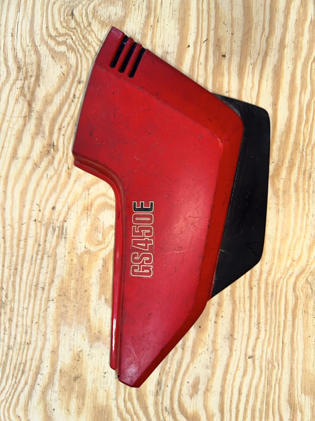 83 Suzuki GS 450 GS450 E GS450E Right side cover panel
