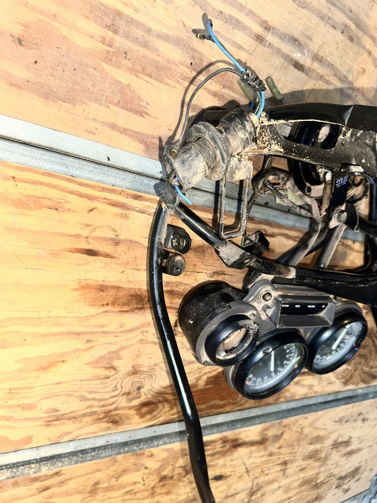 Gauges instruments speedometer FZR1000 Yamaha fzr 1000 87 88