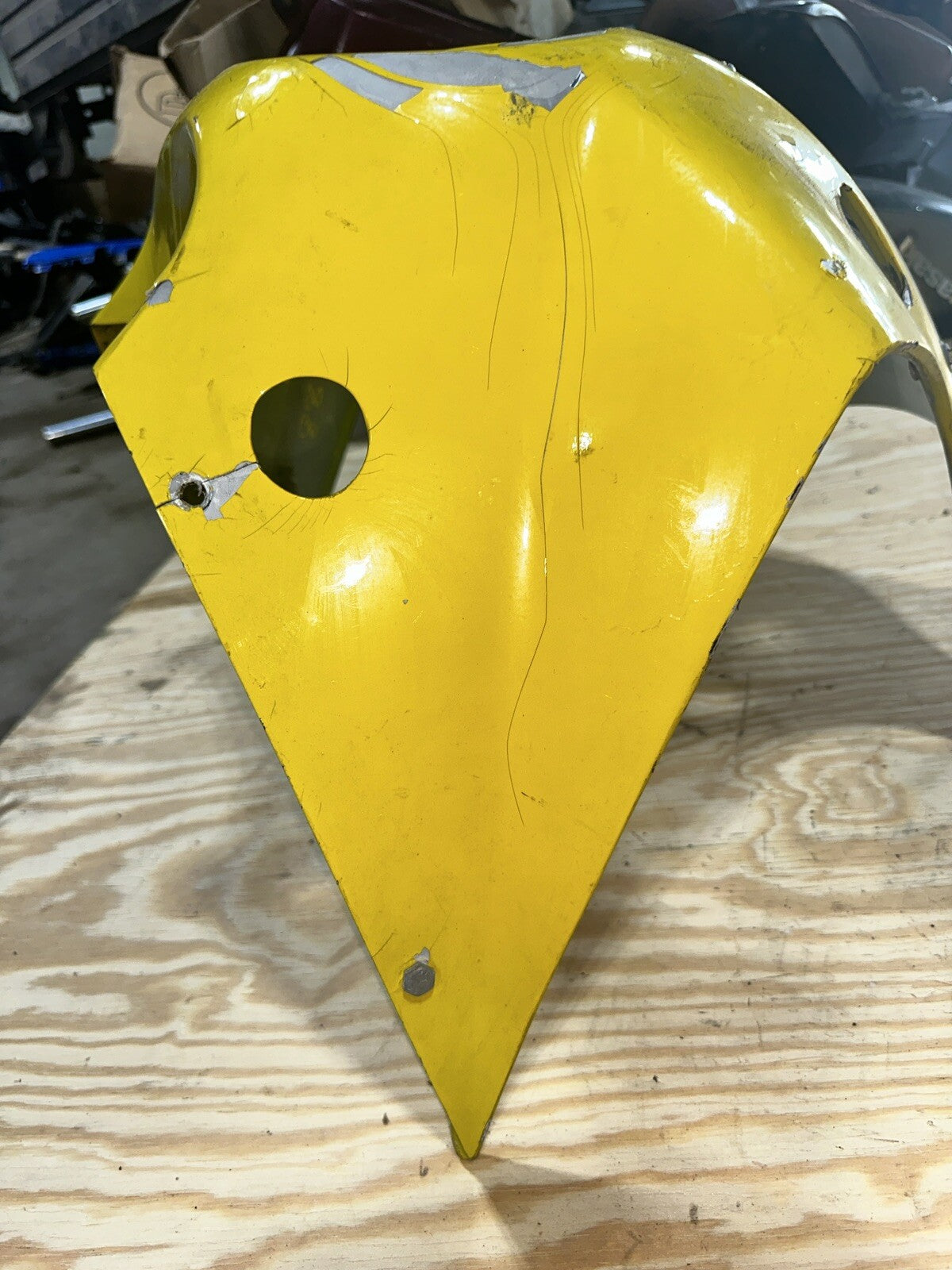 Yamaha FZ 600 Front Fairing Headlight Cowl Nose 2AX-2835G-00-GE 1986-1988