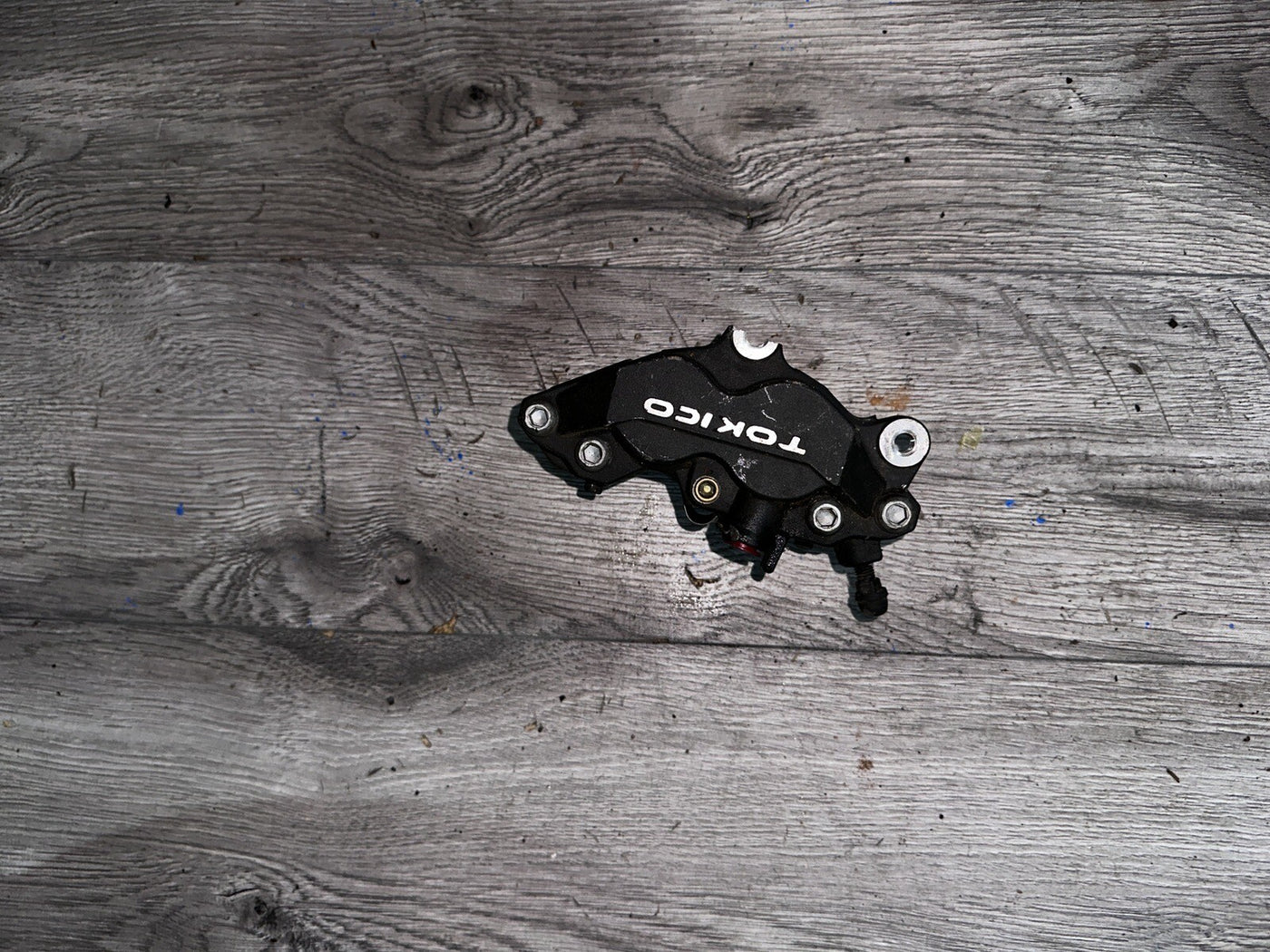00-02 Gsxr 750 Brake Caliper For Parts