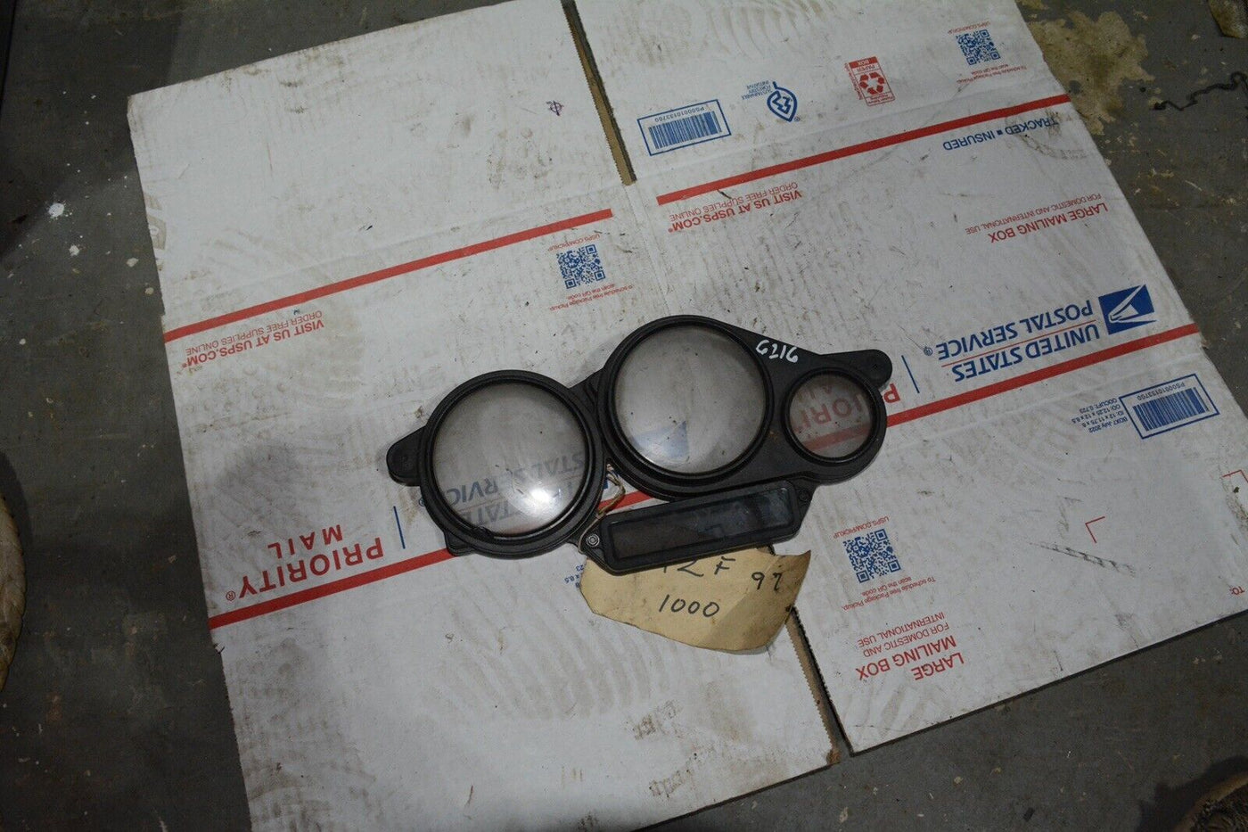97 Yamaha YZF 1000 Gauge Cluster Speed Tach Meter Cover