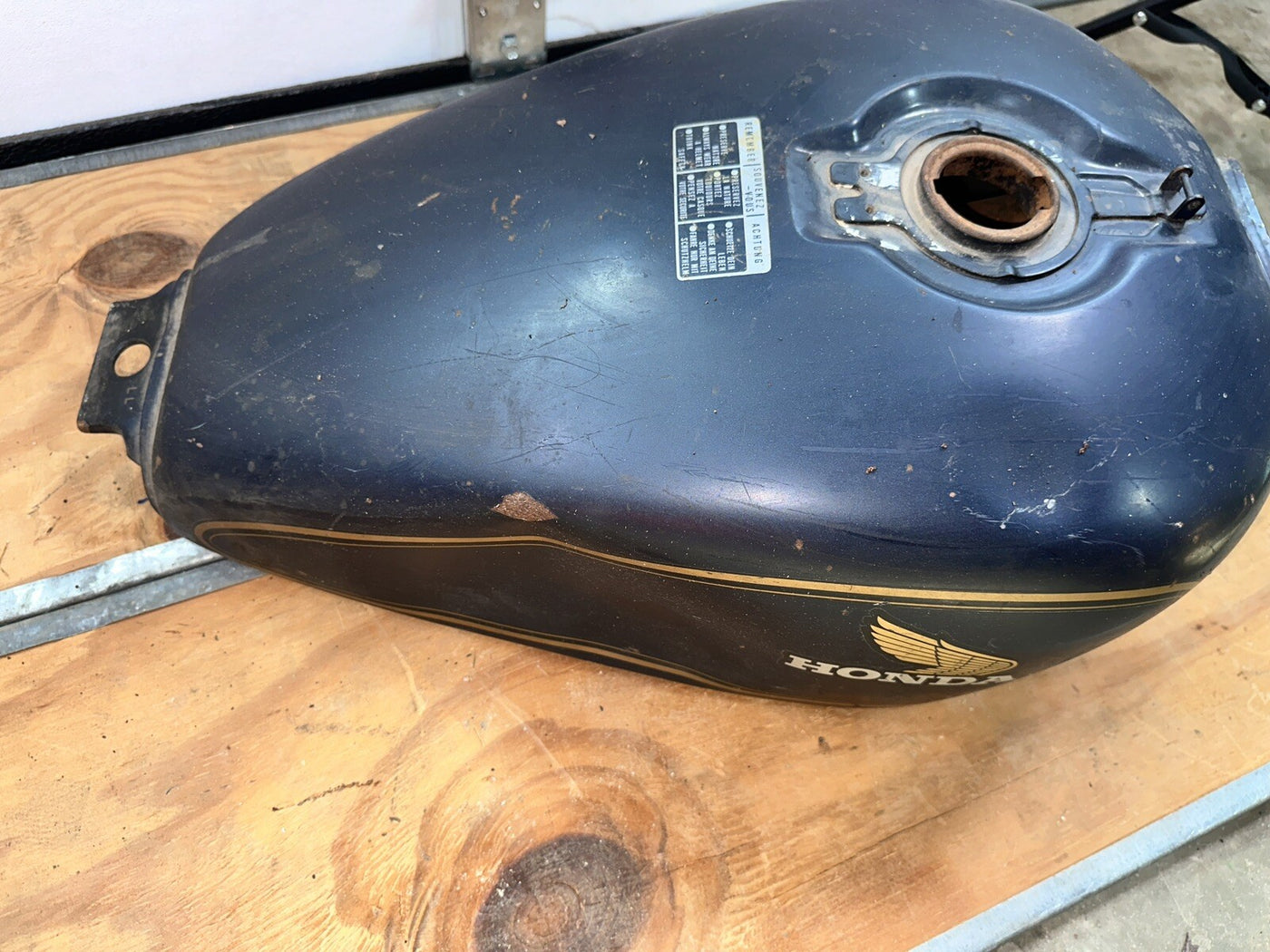 1980 80 Honda CX500 Red Gas Petrol Fuel Tank Reservoir