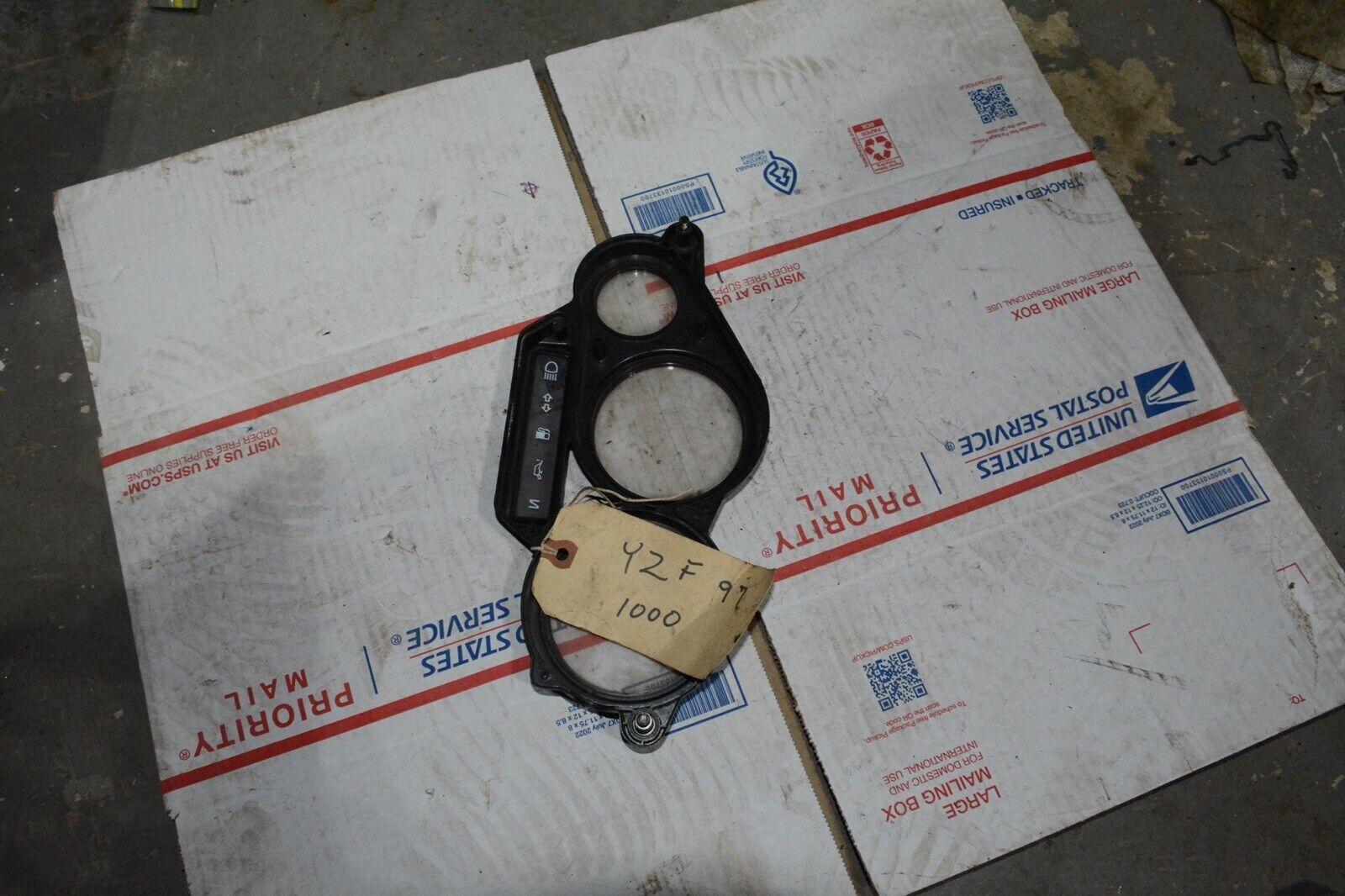 97 Yamaha YZF 1000 Gauge Cluster Speed Tach Meter Cover