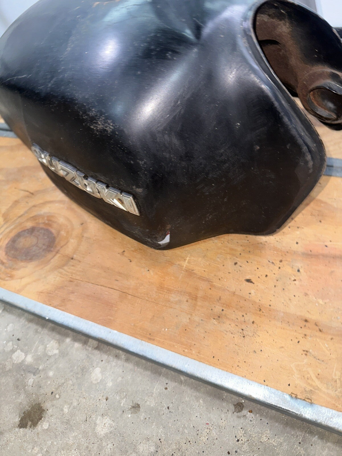 1980 80-83 Suzuki GS1100 GS1100E OEM Gas Fuel Tank Petrol Reservoir Can