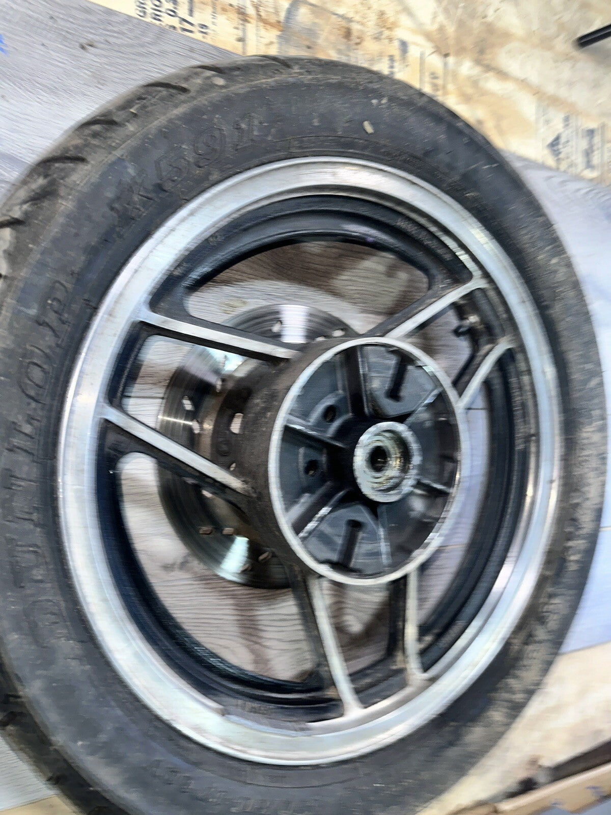 1983 SUZUKI GS1100ES REAR RIM 64111-49500-291