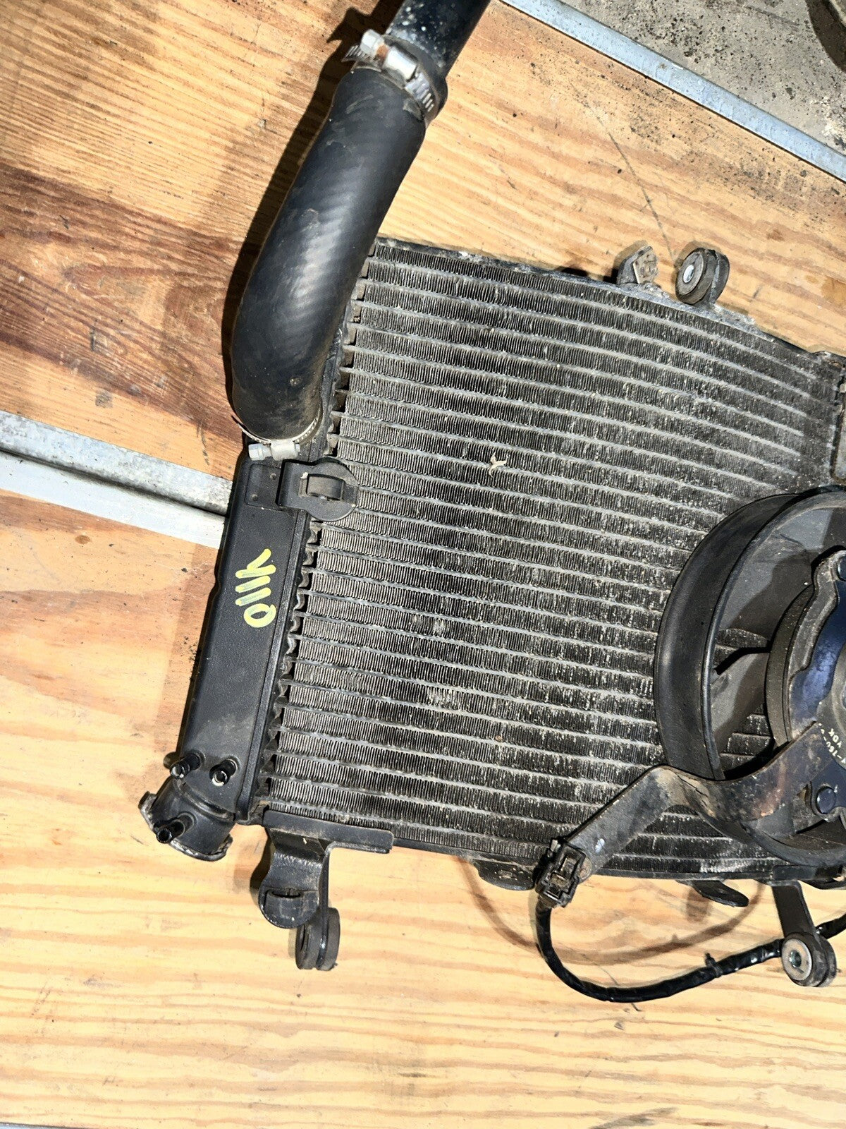 2003-05 Yamaha Yzf R6 Engine Radiator Motor Cooler Cooling Radiater OEM