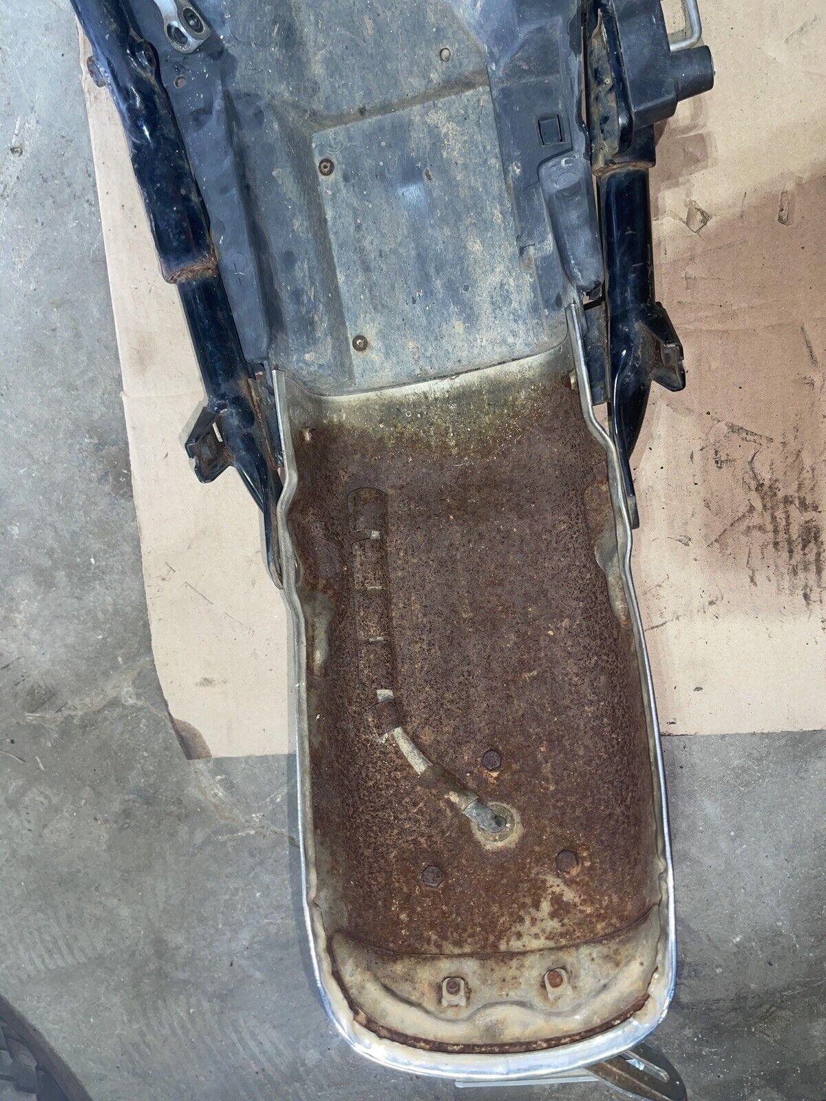 1983 Yamaha Virago 920 XV920 OEM REAR BACK FENDER SUPPORT FRAME SUBFRAME