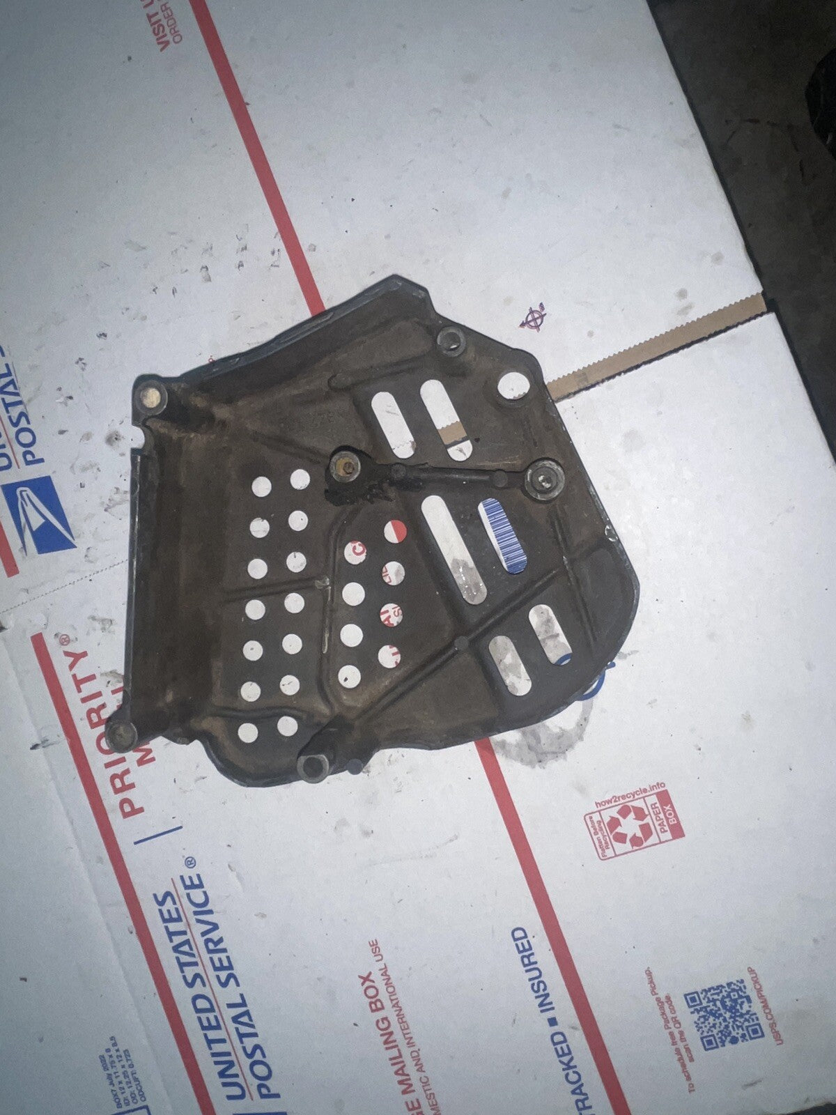 Front Sprocket Cover / Chain Guard 88-92 GSXR750 GSXR 750 Left Side Engine