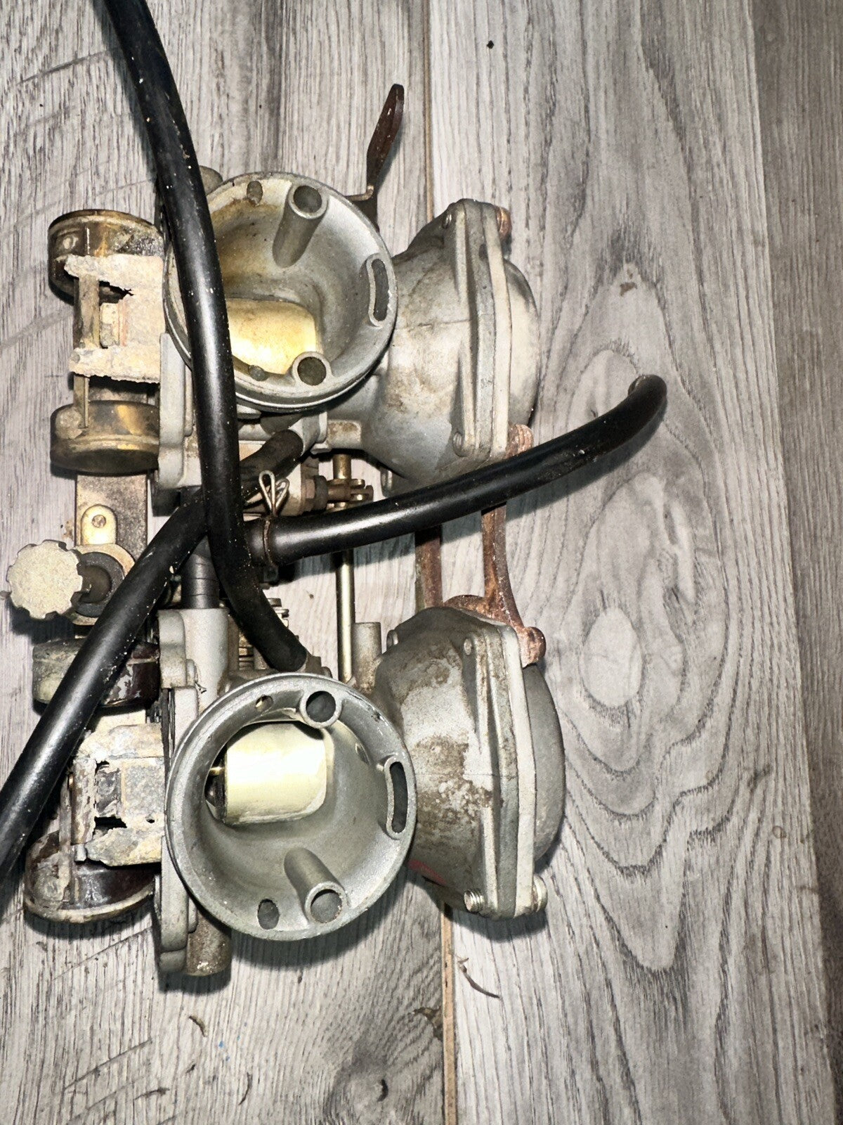 1980 1981 1982 Suzuki Gs 450 Carburetors Carb  Mikuni NEEDS CLEANING