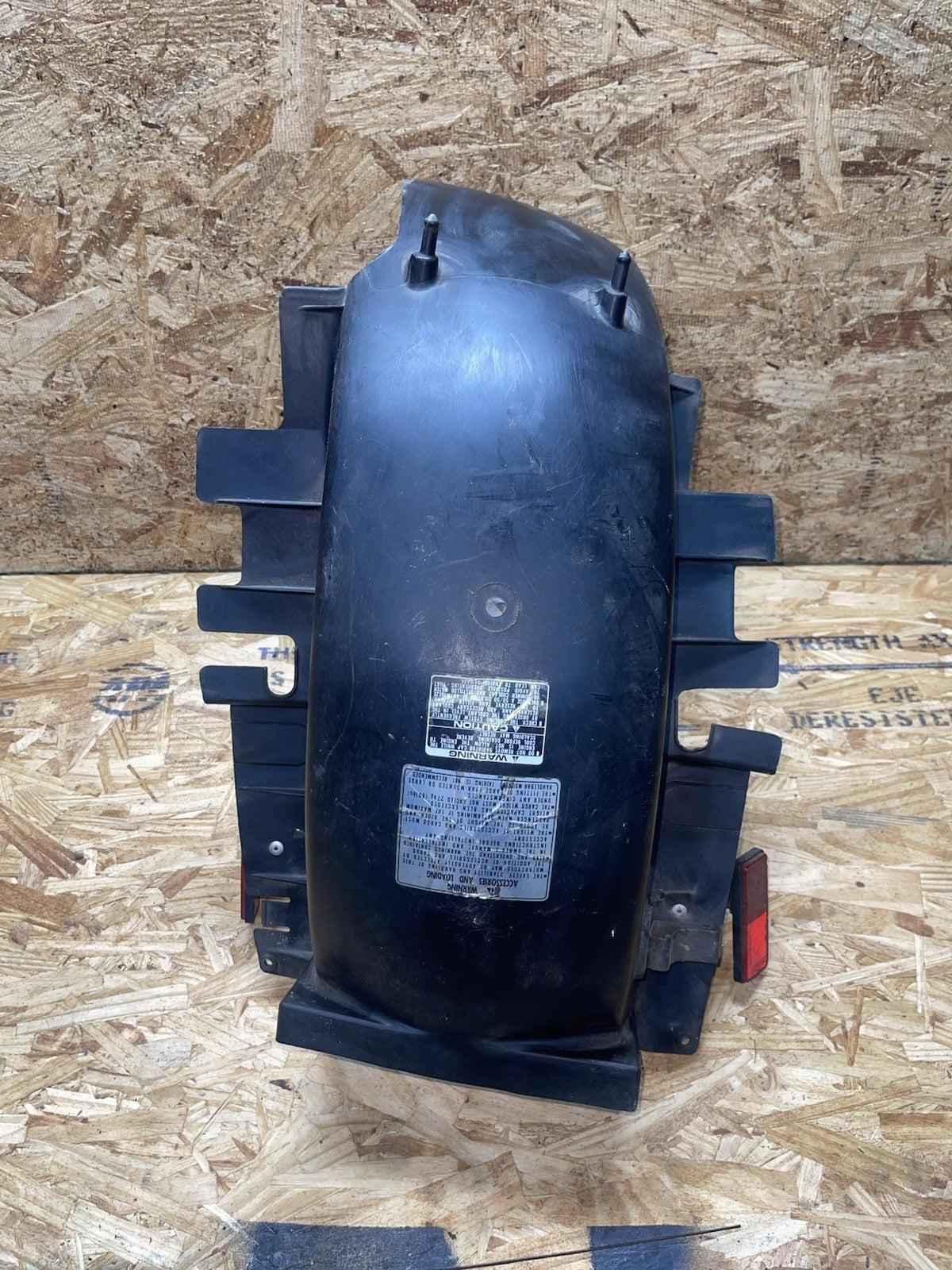 90 91 Honda CBR1000F Hurricane Rear Wheel Fender Hugger