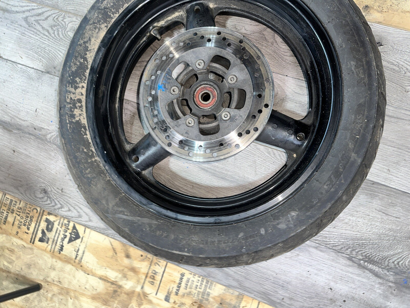 98-06 Suzuki Katana GSX 600 750 F Rear WHEEL RIM