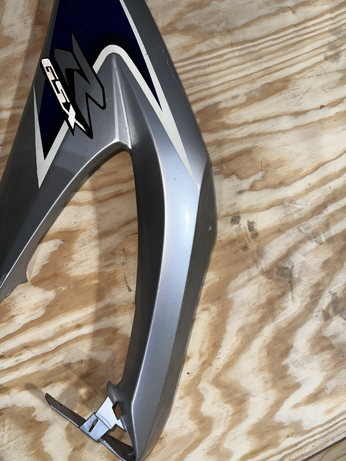 2008-2009 SUZUKI GSXR 600 750 LEFT SIDE MID FAIRING