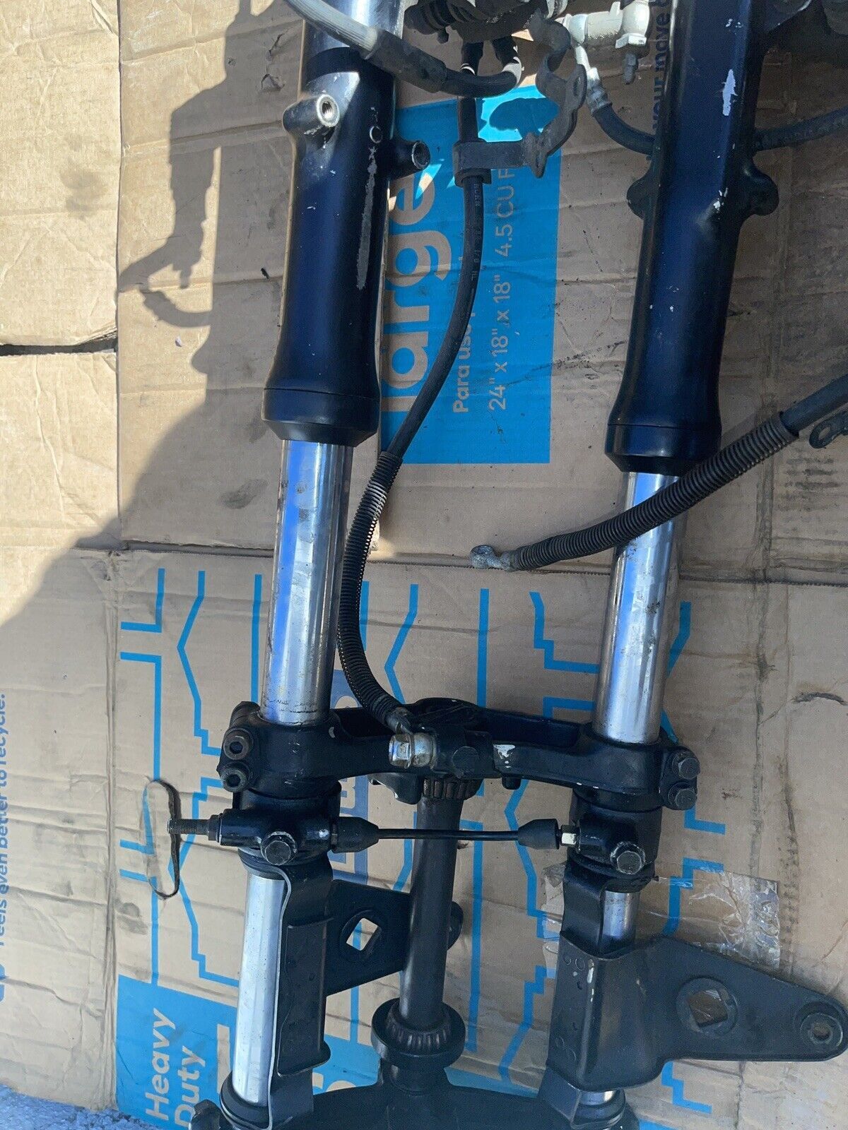 1983 Suzuki GS 1100E GS1100 GS 1100 E GS1100 FORKS FRONT END BRAKE CALIPERS