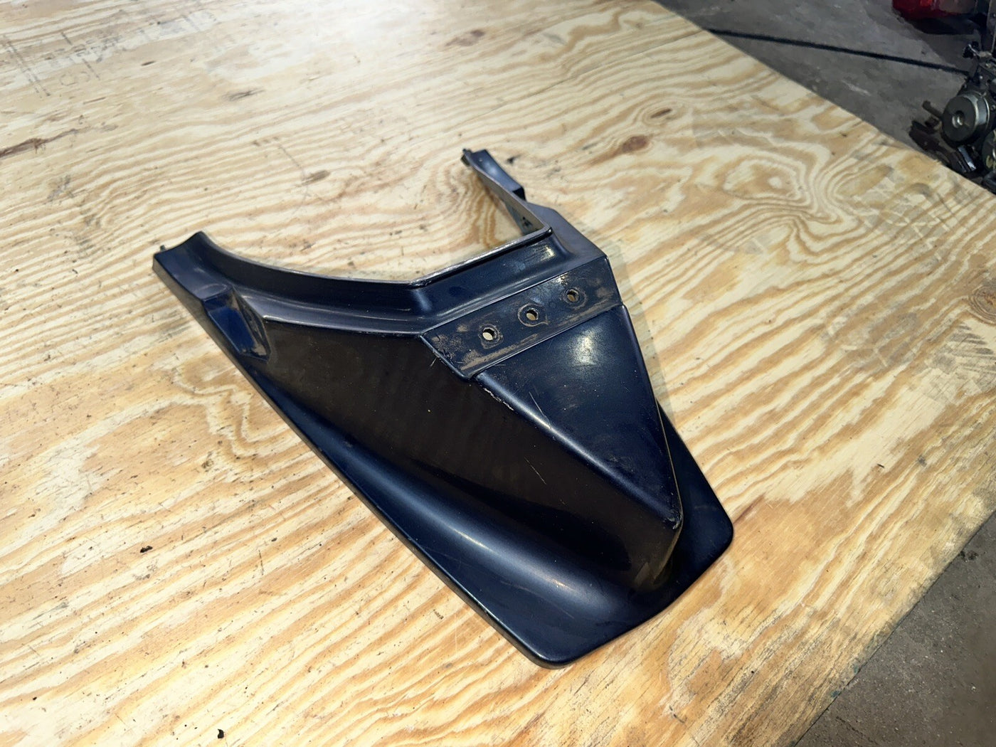 '82 83 XS400R SECA XS 400 REAR TAIL FAIRING COWL PLASTIC COMPARTMENT 1982 YAMAHA