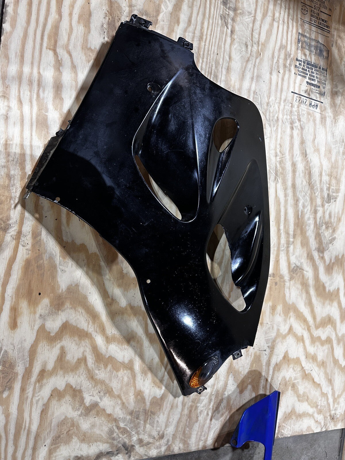 1996-1999 OEM Suzuki GSXR750 Right Side Fairing 94471-33E00