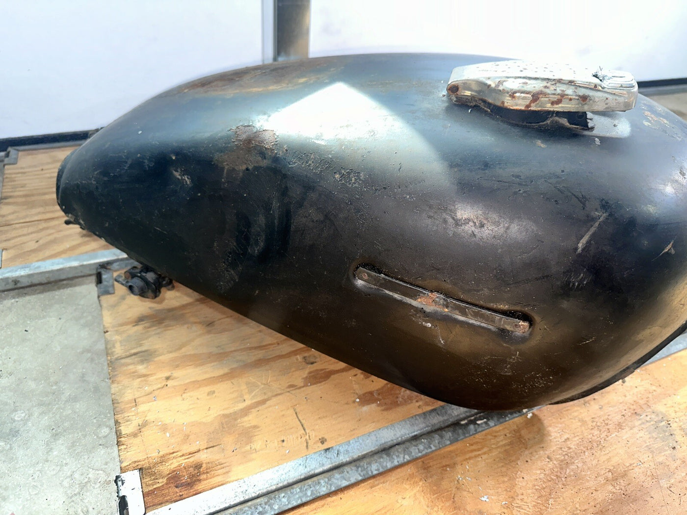 Yamaha XS650 1978 - 1983 Fuel tank gas petrol reservoir