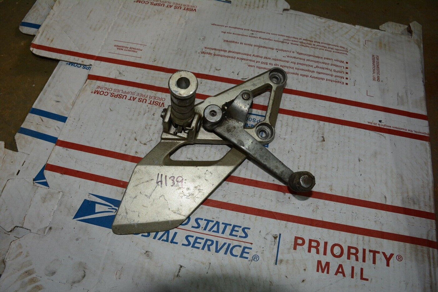 1996 Honda Cbr600f3 Left Front Foot Rest Peg Step Bracket Holder