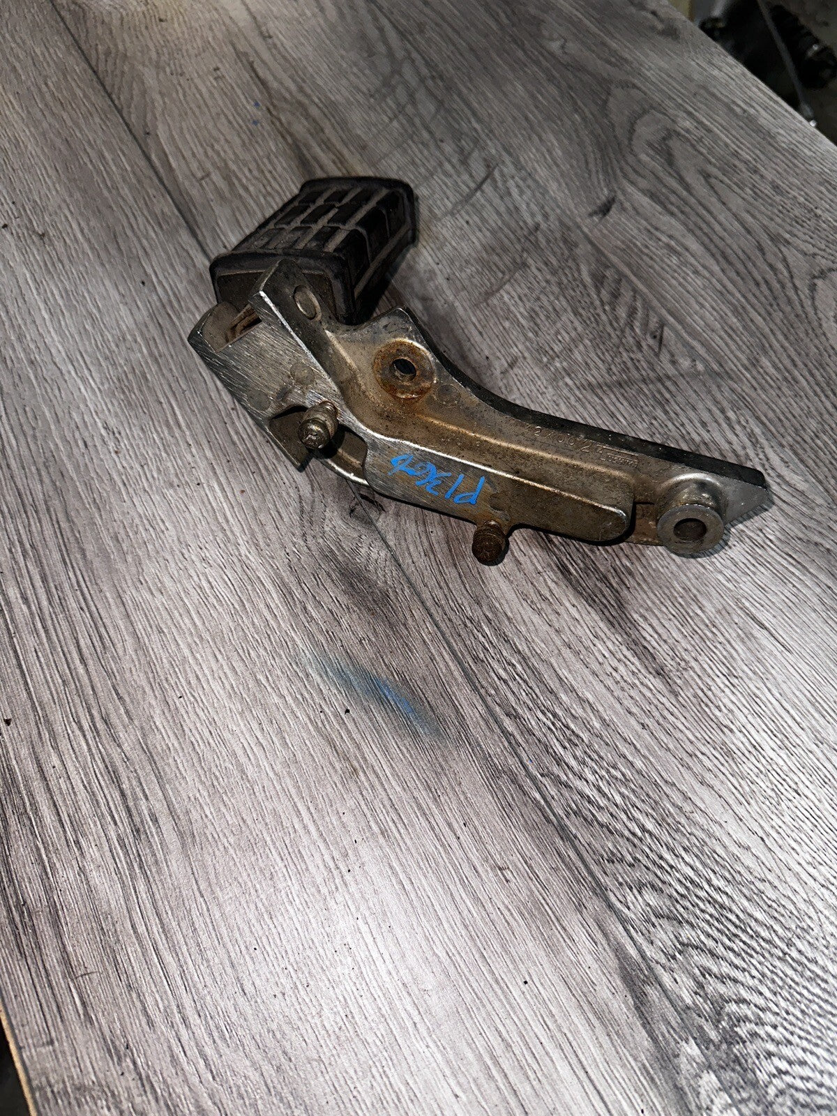 86 Yamaha XV 1100 XV1100 Virago left rear passenger foot rest peg and mount