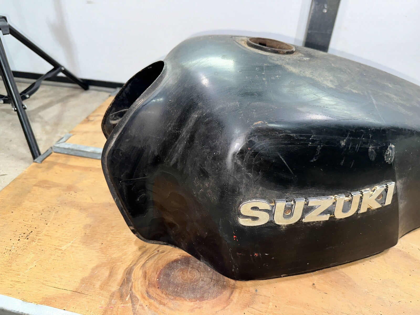1982 Suzuki GS 750 E GAS Tank Fuel Tank