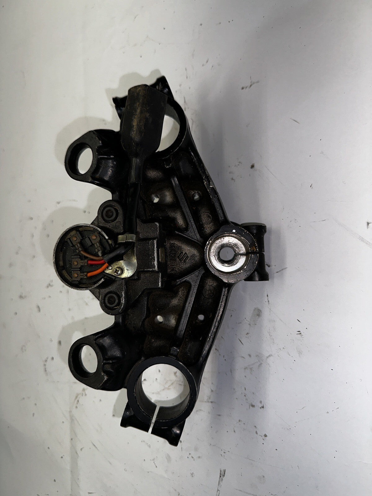 SUZUKI GS1100GL GS850GL OEM FORKS UPPER TRIPLE TREE CLAMP