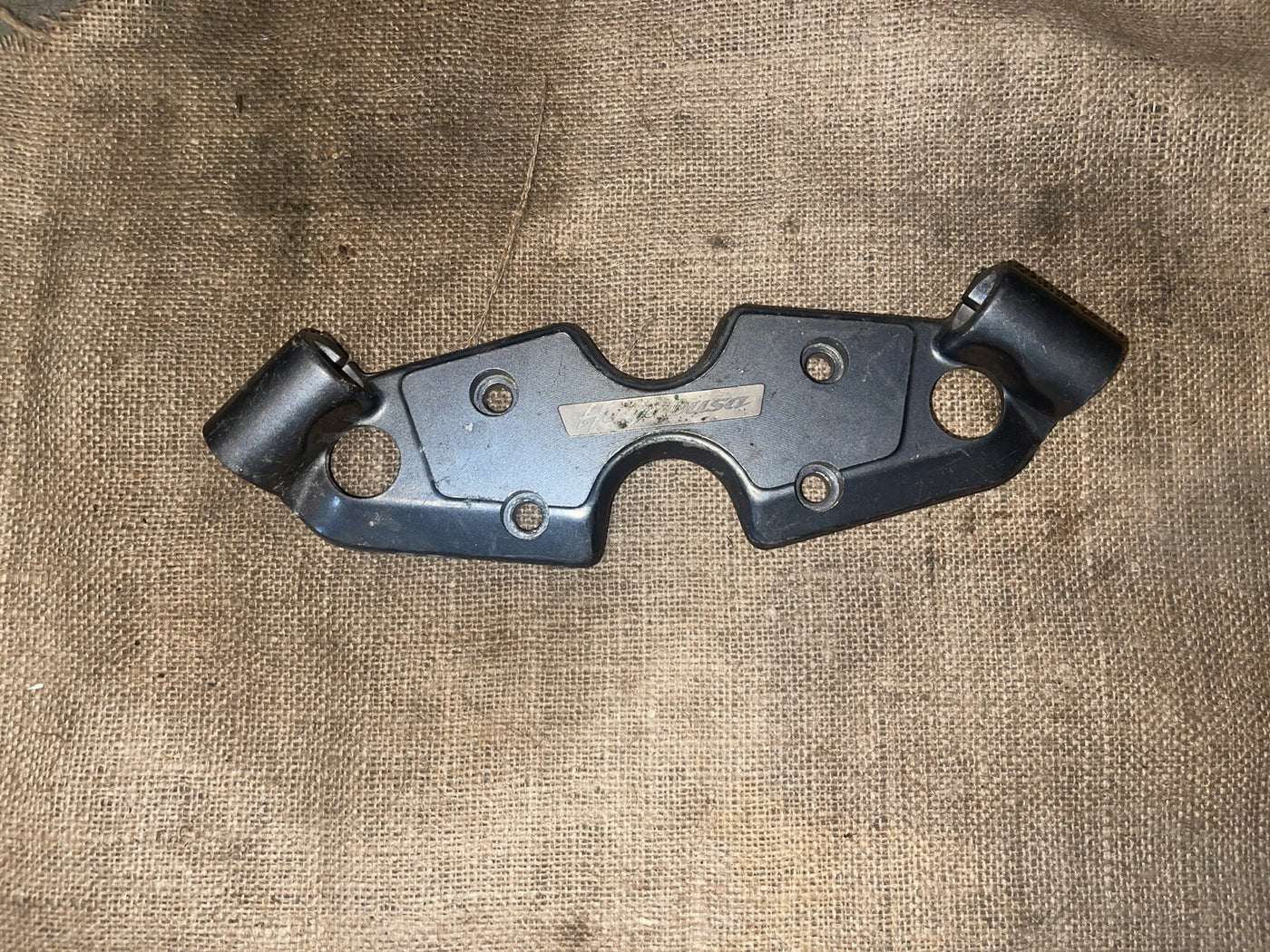 99-07 SUZUKI HAYABUSA GSX1300R Limited Top Upper Triple Clamp Tree Cover Risers