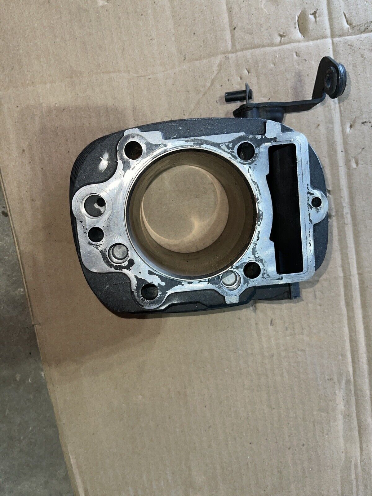 2004-08 Yamaha XVS650 Vstar Forward Engine Cylinder Head Cylinder Jug