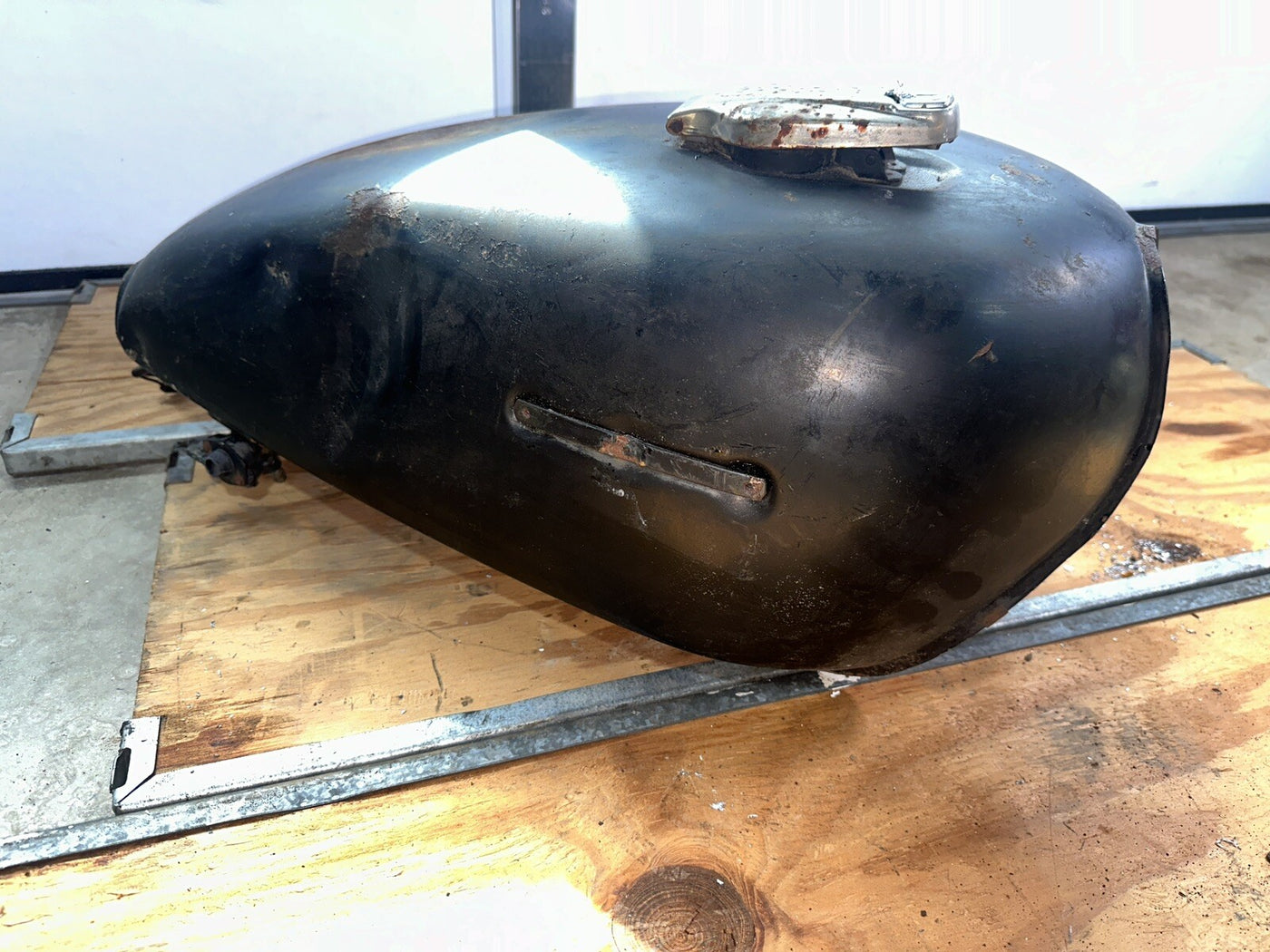 Yamaha XS650 1978 - 1983 Fuel tank gas petrol reservoir