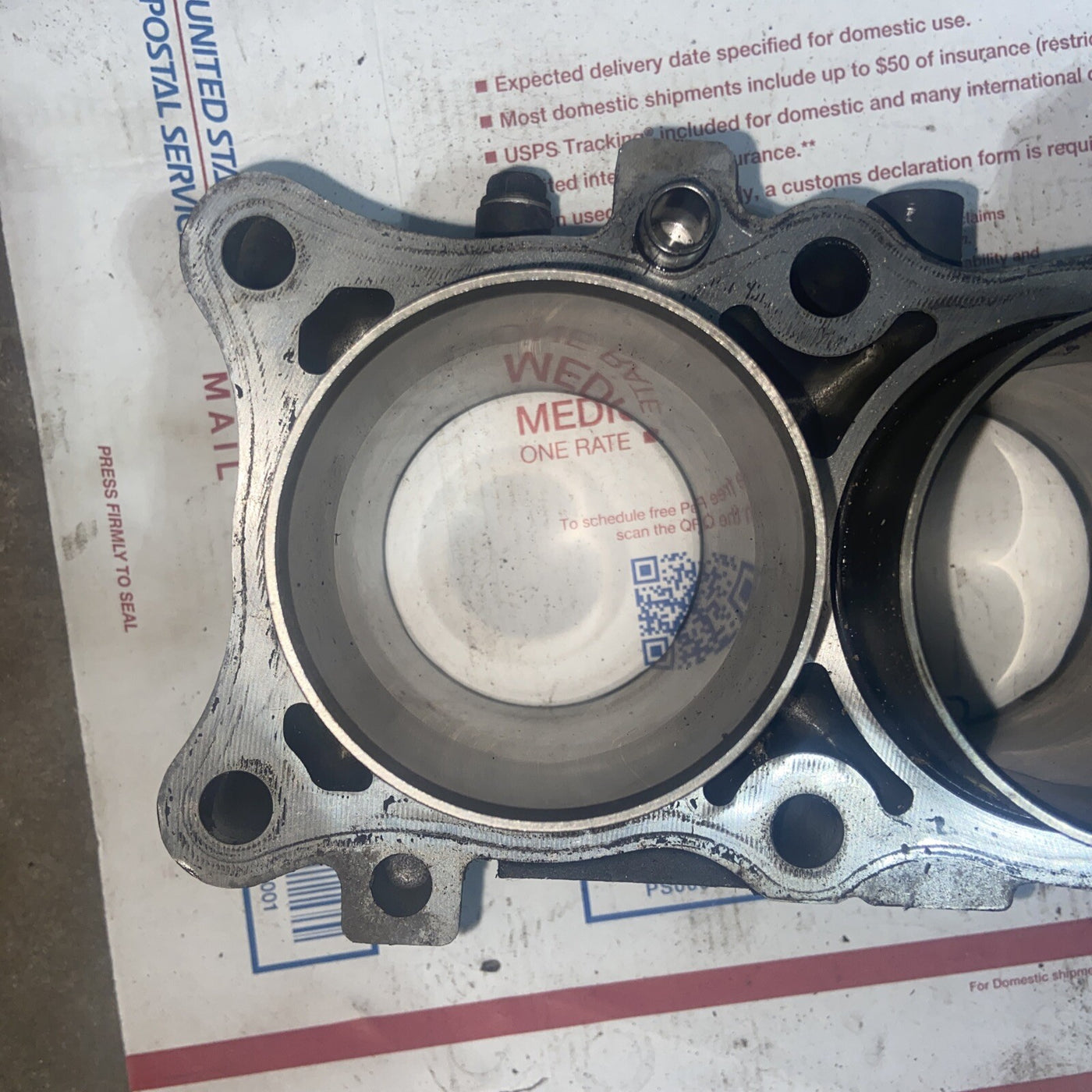 1993 Suzuki GSXR750 ENGINE MOTOR PISTON CYLINDERS BLOCK JUG