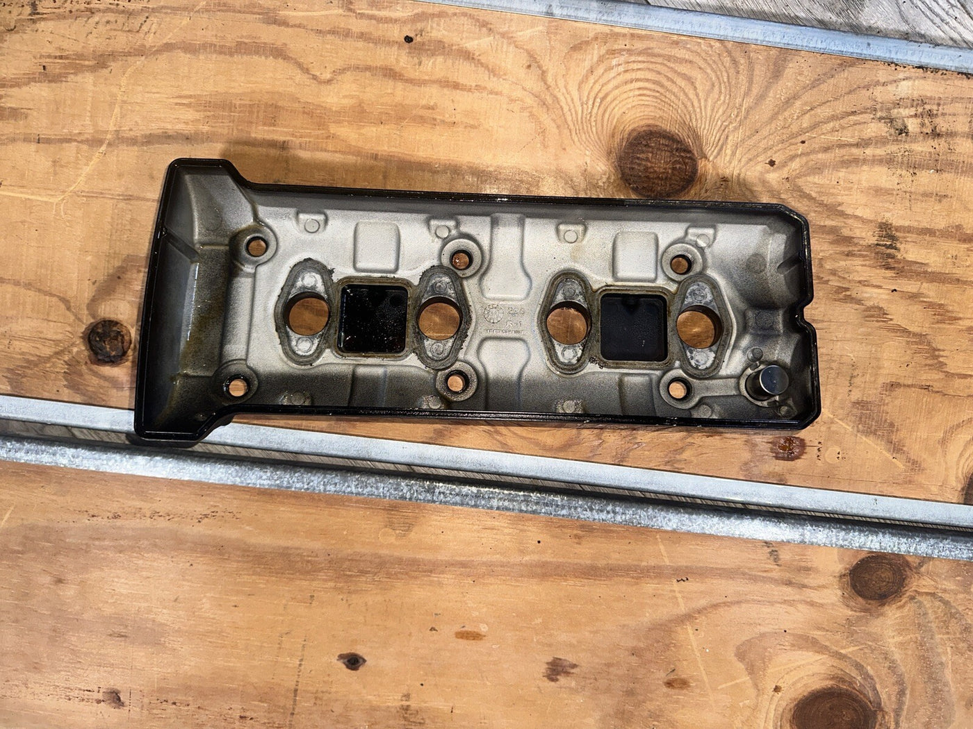 01-03 Suzuki Gsxr 600 Valve Cover