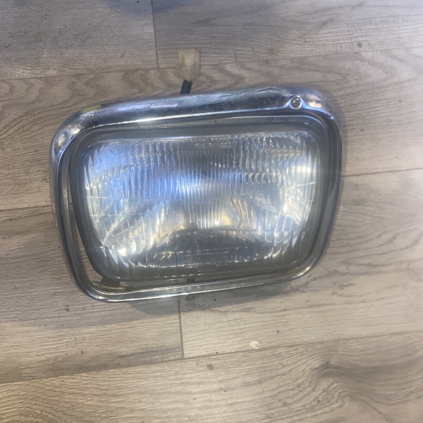 1980 Yamaha XS1100G XS1100 Headlight Assembly