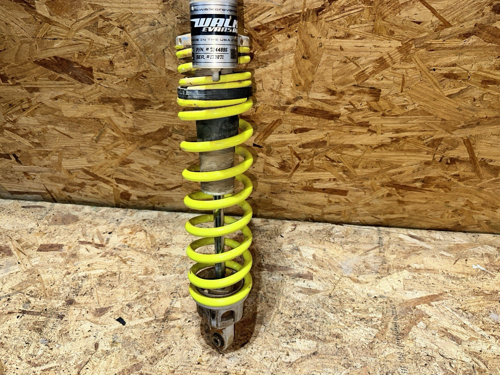 Polaris RZR XP 1000 Highlifter 20 Walker Evans Front Right Shock 7044895