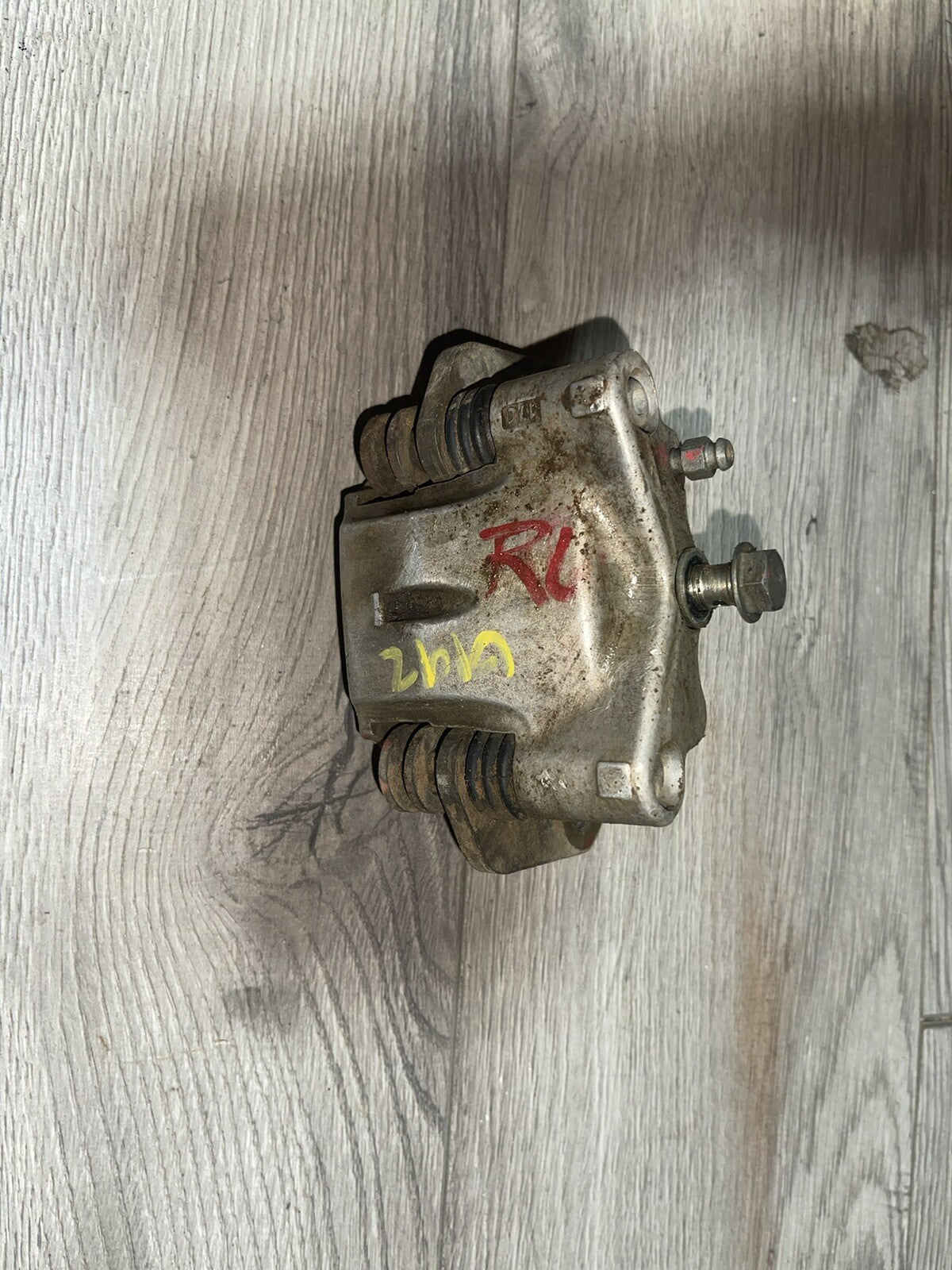 18 Polaris General 1000 EPS Brake Caliper Left Rear 1912786