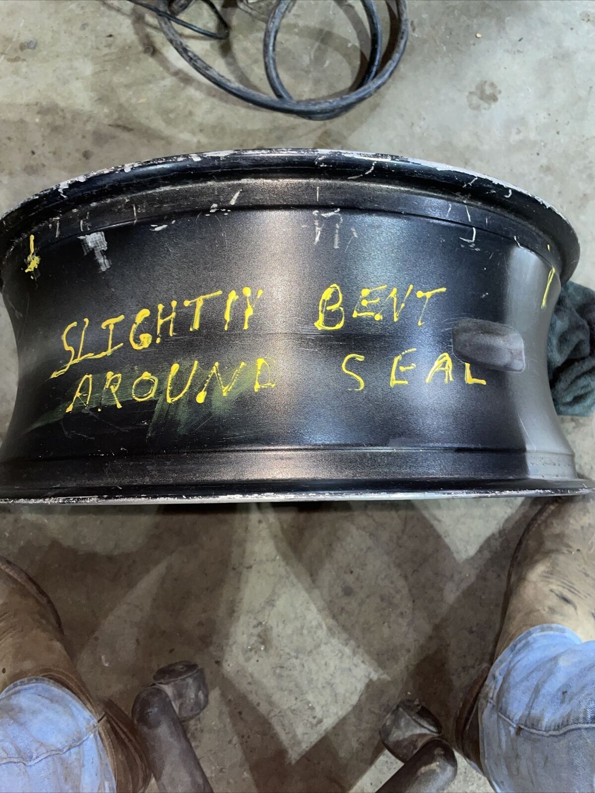 98 99 00 01 Yamaha YZF R1 Rear Wheel Back Rim 4xv-25338-00-33