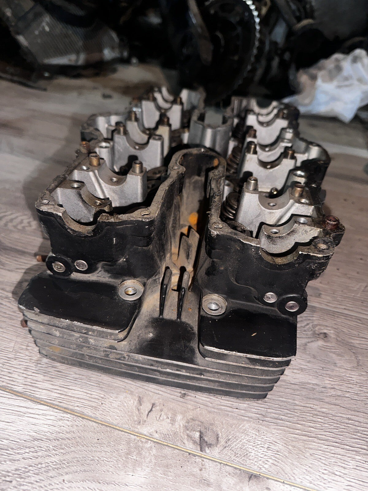 1983 Honda Cb550sc Cb 550 Nighthawk Engine Cylinder Head