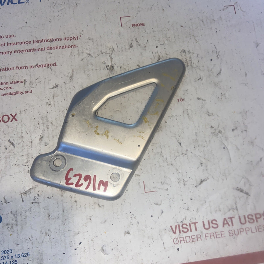 Suzuki SV650 SV 650 2000 Foot heel Guard Front Right