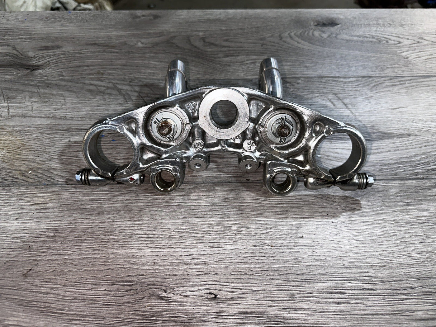 YAMAHA 85 XV1000 VIRAGO UPPER TRIPLE TREE  2AE-23340-30-00 XV 1000 jh