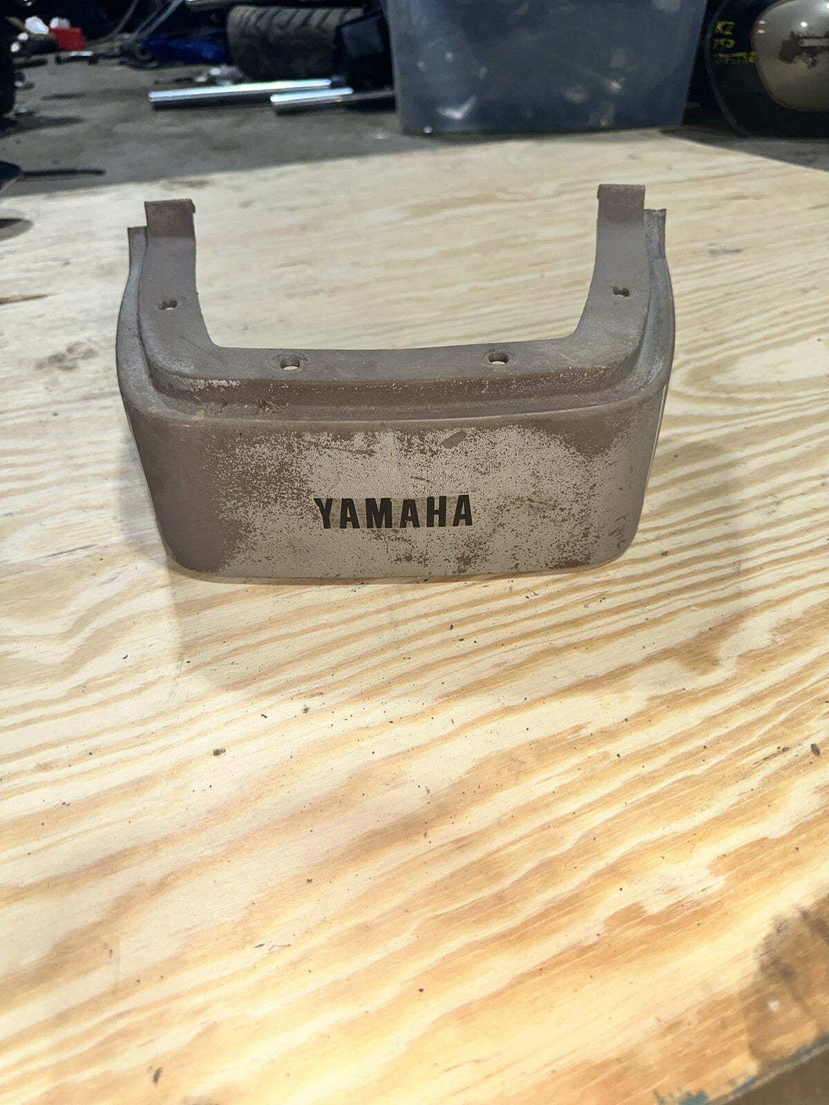 1976 YAMAHA XS750 TRIPLE REAR TAIL SEAT COWL COVER FAIRING