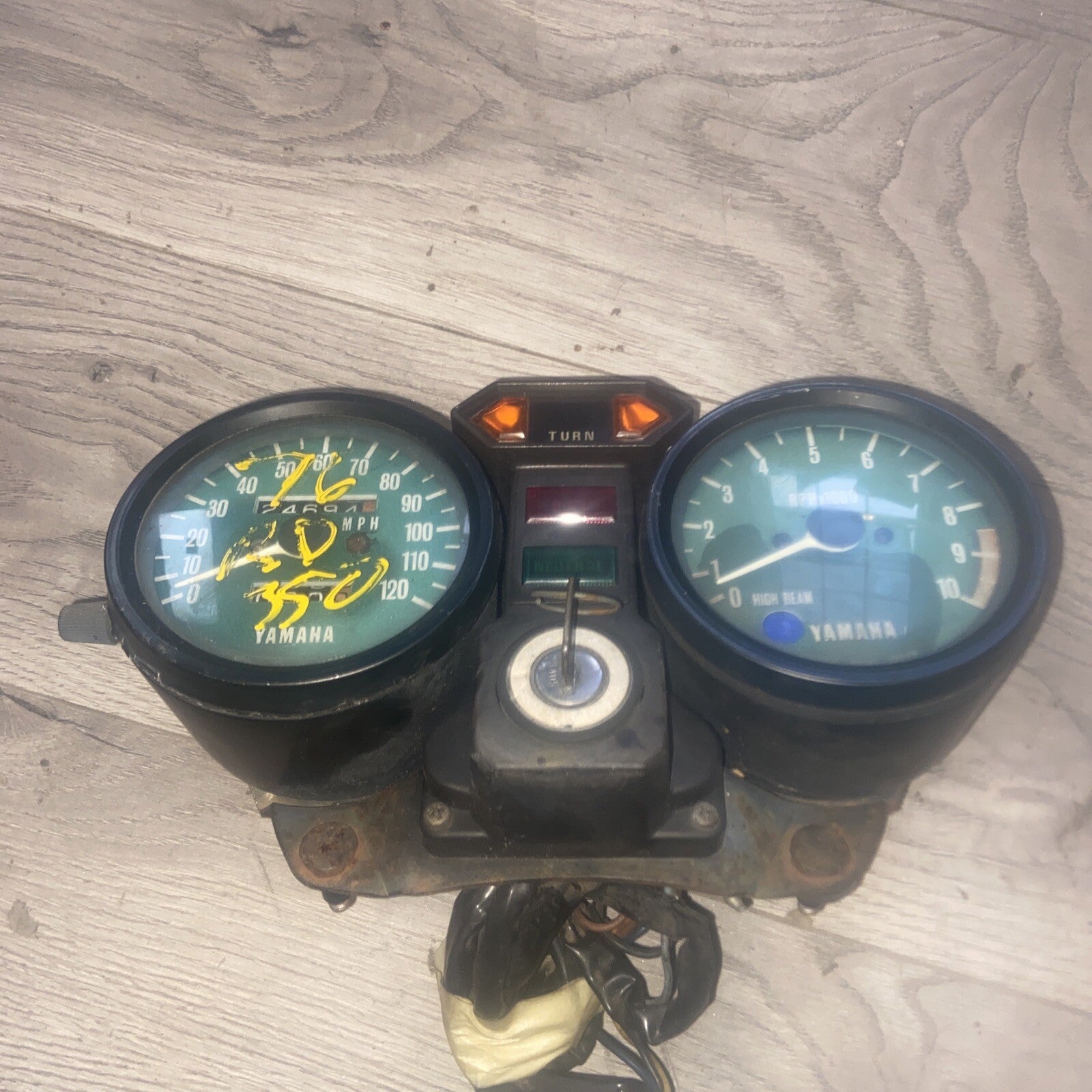 78 Yamaha XS 750 gauges speedometer tachometer speedo tach