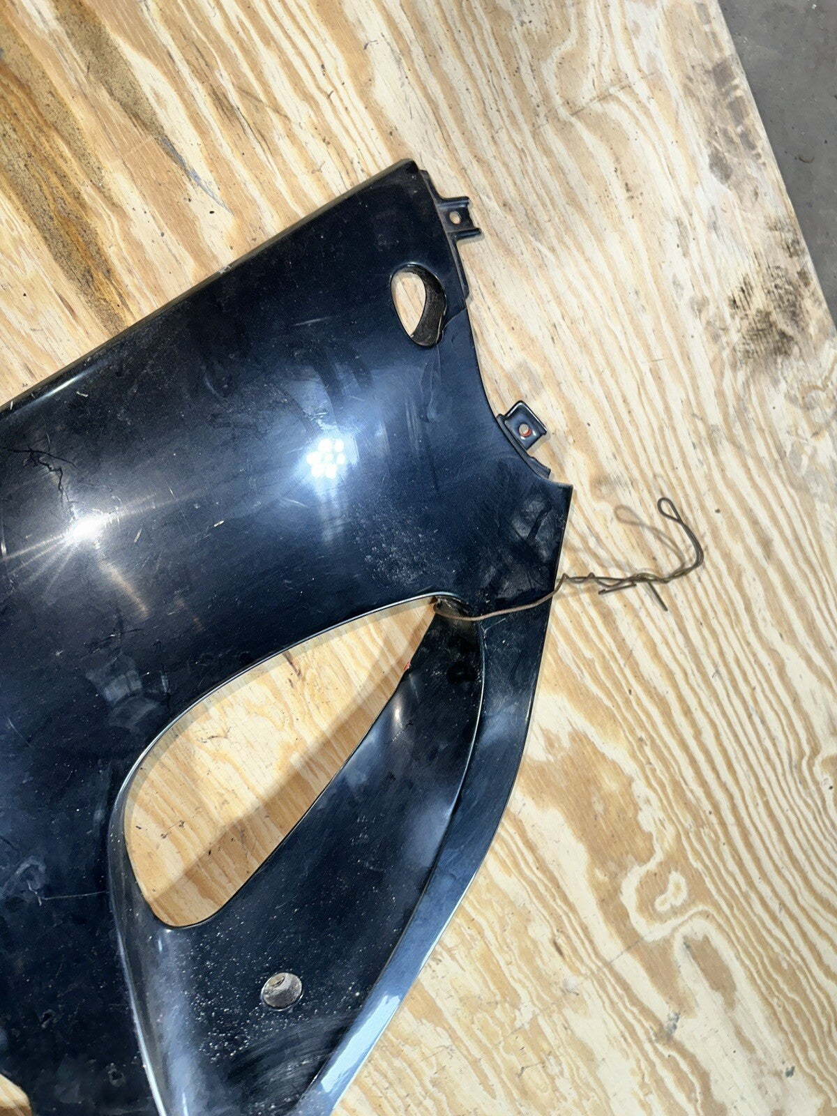 1996-1999 96-99 SUZUKI GSXR750 LEFT LOWER MID UPPER SIDE FAIRING COWL PLASTIC 
