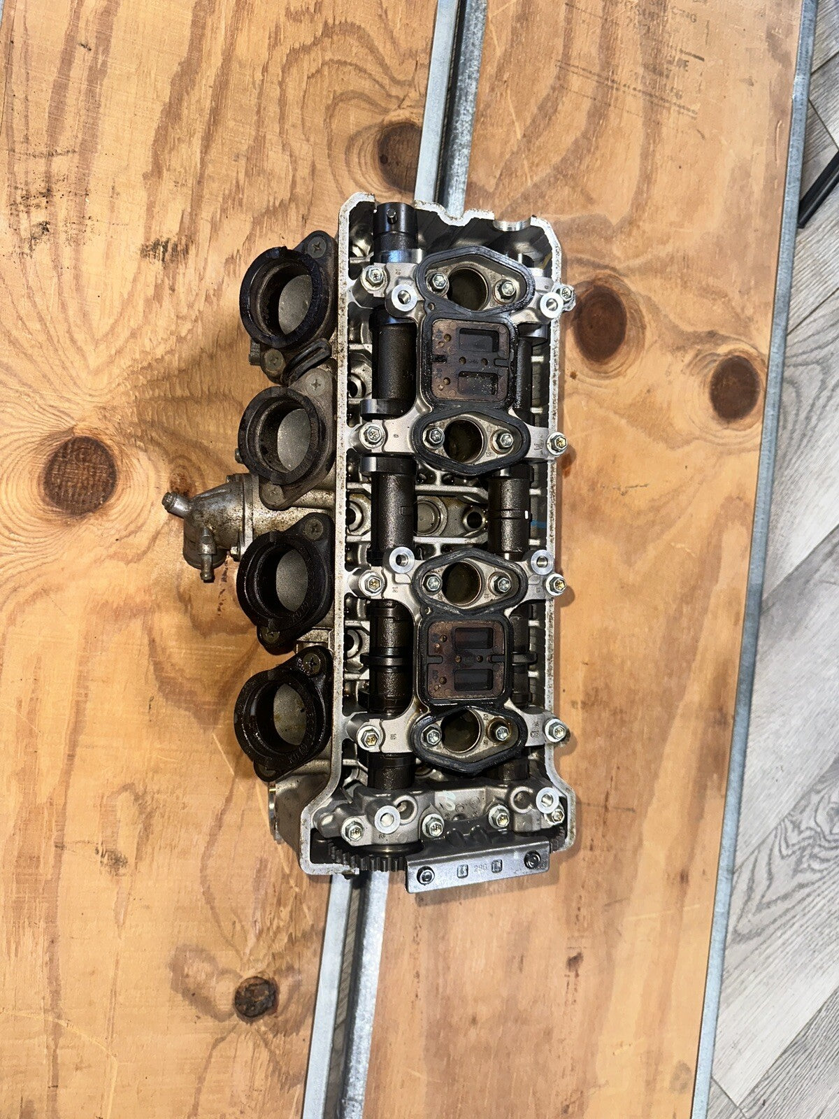 01-03 Suzuki GSXR 600 Engine Motor Cylinder Head