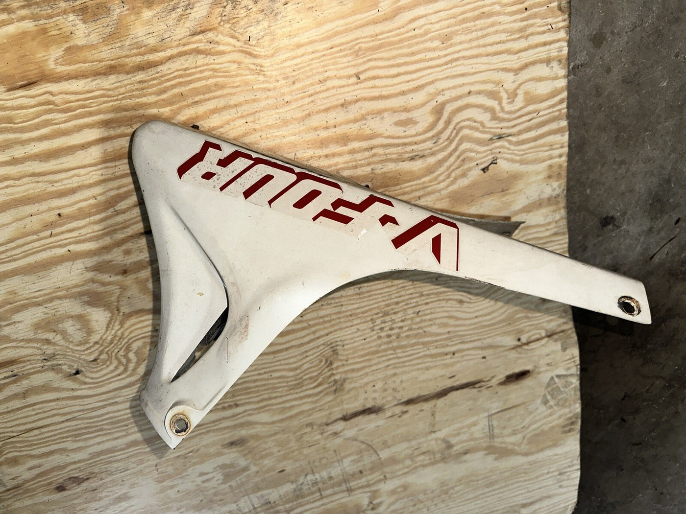 83-85 Honda VF750F V45 VF 750 Interceptor Lower Fairing Cowl